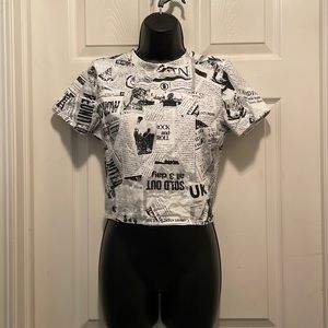 White Crop top 🤍🖤